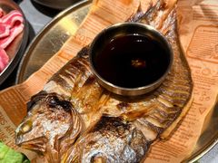 -草家酱蟹炭火烤肉店(珲春南路一店)