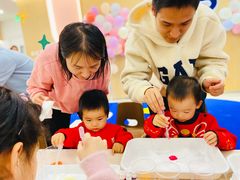 -红黄蓝成长中心(海淀上地店)