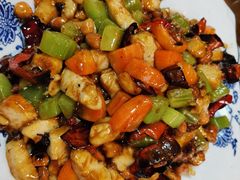 宫保鸡丁-何哥鲜鱼餐厅(龙湖花园店)