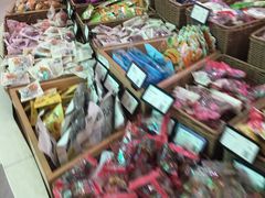 -来伊份(龙之梦长宁店)