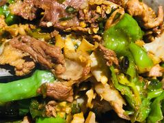 -费大厨辣椒炒肉(高铁吾悦广场店)