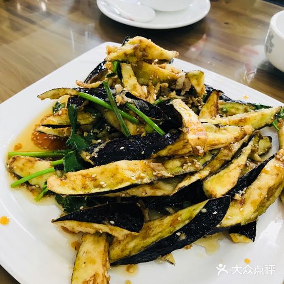 鸿源饭庄(宝龙店)