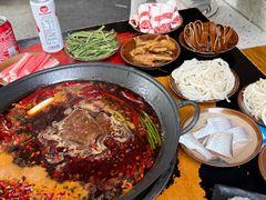-黄潇洒老火锅(九眼桥宏济巷店)