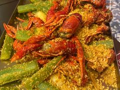 -钳真多钓虾馆·小龙虾海鲜烧烤(九六广场店)