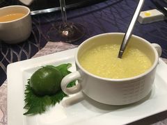 -湖影中餐厅·南京金茂威斯汀大酒店