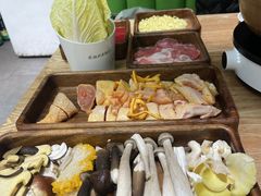 -菌小白·野生菌火锅(时尚天河店)