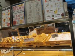 面包甜点陈列柜-君之狮子山·轻糖烘焙(松江印象城店)