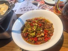 -黄泥岗·地道湖北菜(奥特莱斯店)