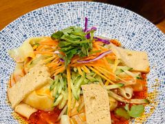 招牌拌凉皮-金手鼓·新疆菜(南京店)