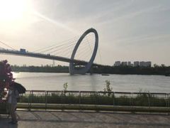 -南京眼步行桥