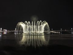 -东港音乐喷泉广场