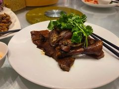 -榕树下海鲜馆(坪山路店)
