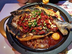 -鸣记脆皮烤鱼·海鲜烤鱼(三八广场店)