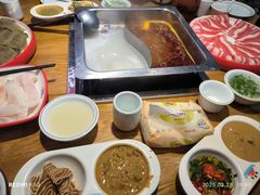 -海陆红火锅(汉兴路店)