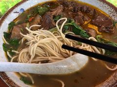 -金杨拉面王小吃面馆·牛三宝面·红烧牛肉粉