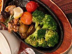 -WOLFGANG PUCK KITCHEN & BAR(迪士尼小镇店)