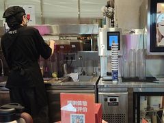 -霸王茶姬(上海静安大悦城店)