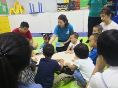 -兜莱·亲亲袋鼠国际早教