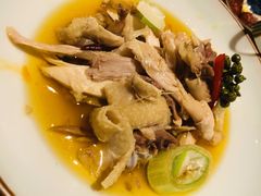 藤椒鸡-丝路金桃·新疆菜(徐汇店)