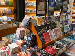 -西西弗书店&矢量咖啡(凯德晶萃广场店)