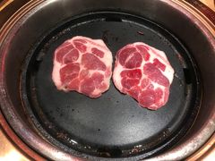 美国猪梅花心-炉小哥烤肉(朗悦公园茂店)