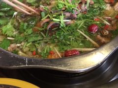 -周老三跷脚牛肉·全牛火锅(非遗传承店)