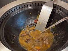 -锅老头海鲜铁锅炖