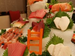 -东豪园林海鲜酒家(南港路辅路店)