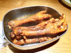 弄堂里的卤鸡爪-弄堂里·寻味杭州(湖滨银泰in77C区店)