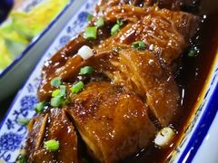 冰糖扒蹄-广迎居老正兴菜馆