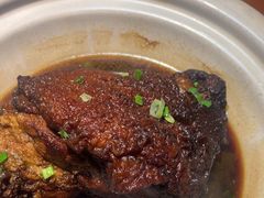 -老码头黑皮肘子锅包肉(赣水路店)