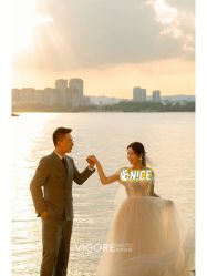 -雪中彩影婚纱摄影·微光艺术中心