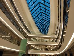 -上海滴水湖皇冠假日酒店