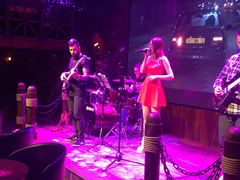 -爱啤精酿·民谣酒馆(滨江店)