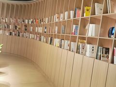 -涨巢·潮玩水疗局