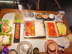 -尚尚仙·酸汤猪手·猪肚鸡火锅(华联万柳购物中心店)