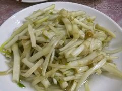 -天乐农家鱼头王(天目湖店)