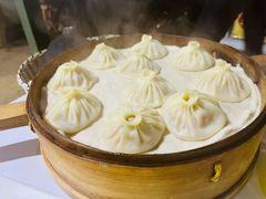 灯笼灌汤包-杌札子·把子肉(北园大街店)