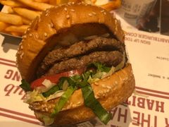 火烤双层牛肉特堡-The Habit Burger Grill 哈比特汉堡(复兴soho店)