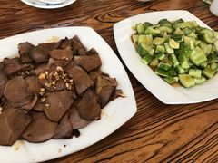 -溢心园香河肉饼总店