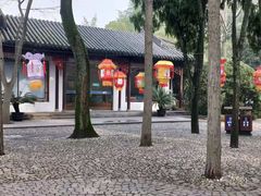 -汇龙潭