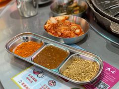 小料蘸酱-玄希浪漫厨房·韩料烤肉(湖滨银泰in77店)