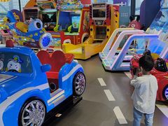 -爱玩嘉年华(龙湖杭州金沙天街店)