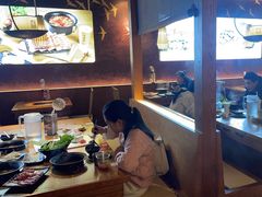 -呷哺呷哺(凯旋广场店)