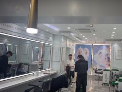 -镁连社·美联社