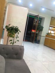 -苗医生专业祛痘·皮肤管理