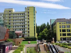 -UNI UNI(环亚凯瑟琳店)