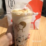 超级甜，后面又跟小哥哥拿了一杯冰，化了之后就还挺好喝的