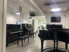 -梅纳·钢琴声乐架子鼓Mena Music(双井店)