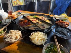 -正南齊北重庆老火锅(光华村直营店)